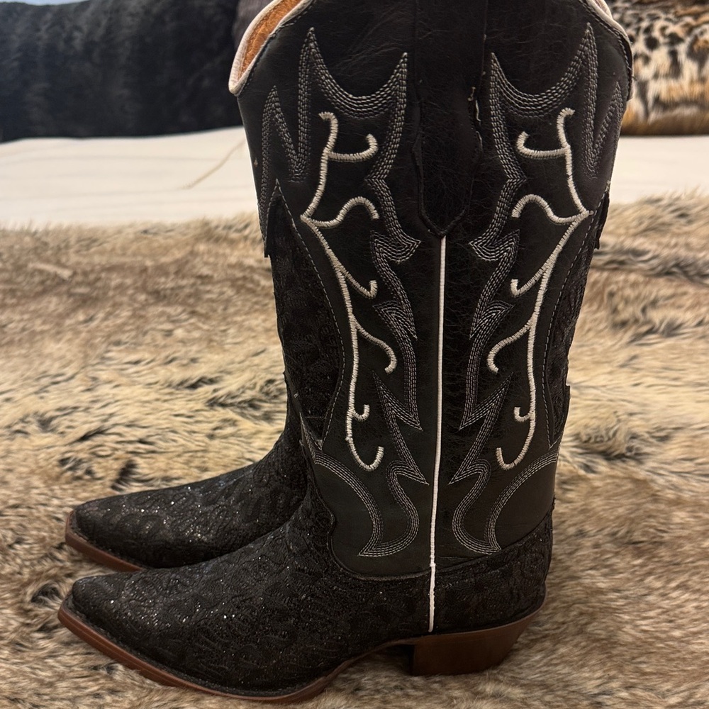 Black Western Cowboy Boots